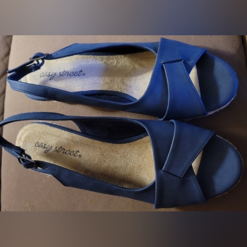 Easy Street Devlin Royal Blue Slingback Espadrille Sandals with Suede Straps Sz8